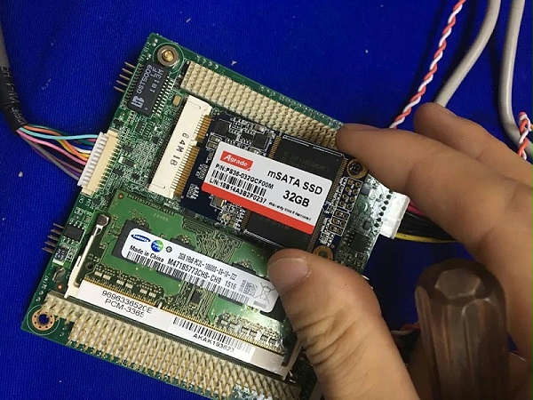 mSATA SSD