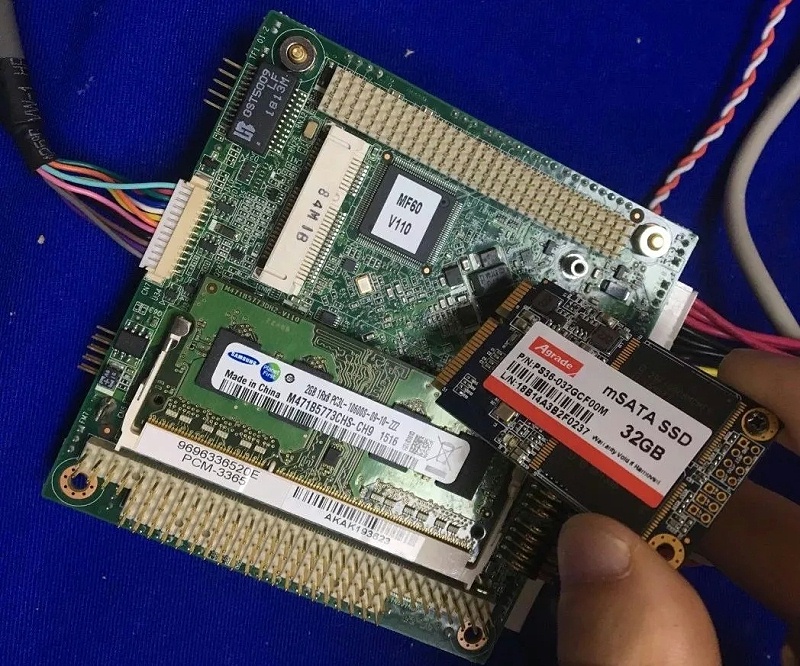 mSATA SSD